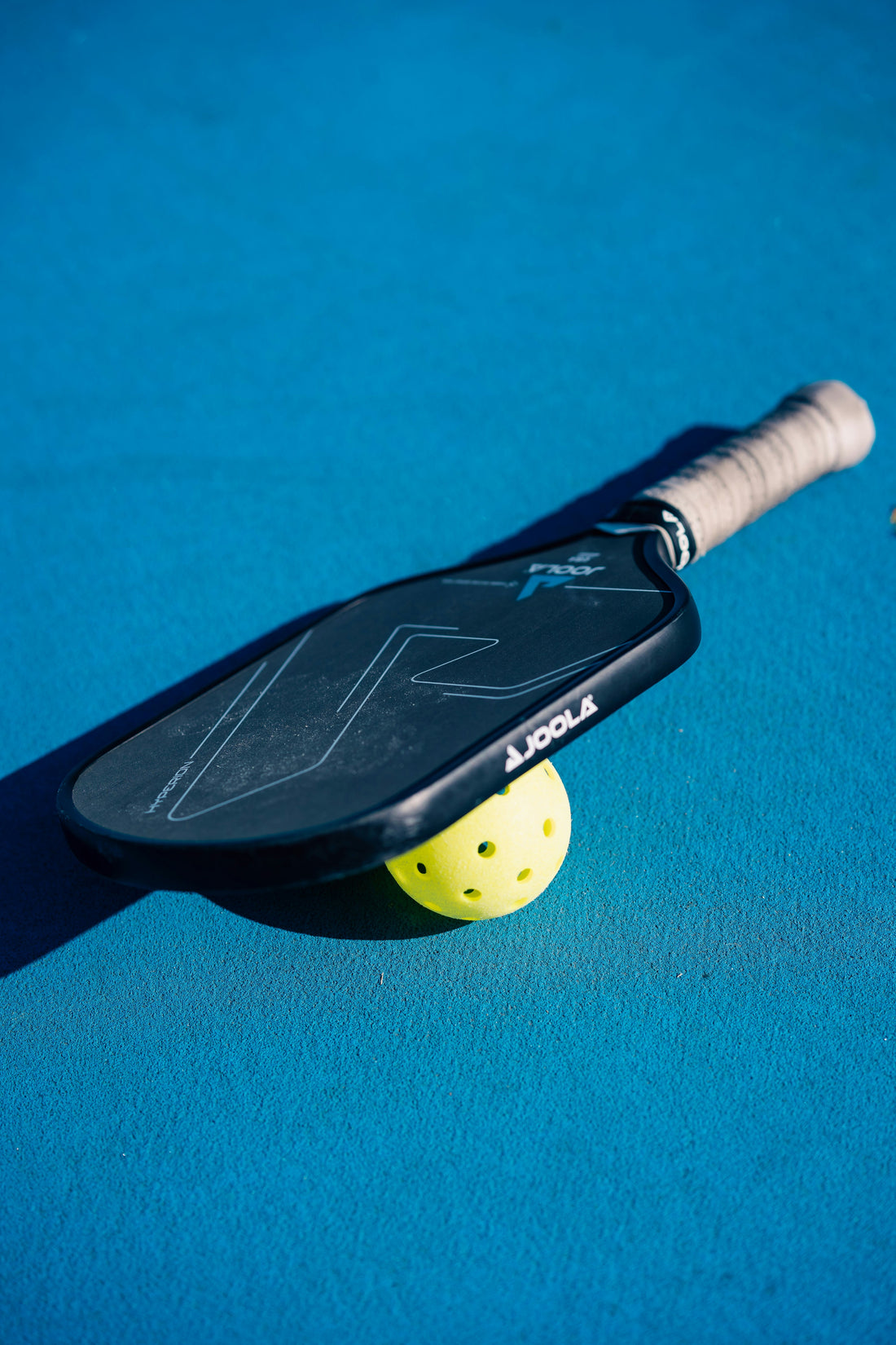 Pickleballbollar – inomhus, utomhus, hardcourt eller sportgolv?