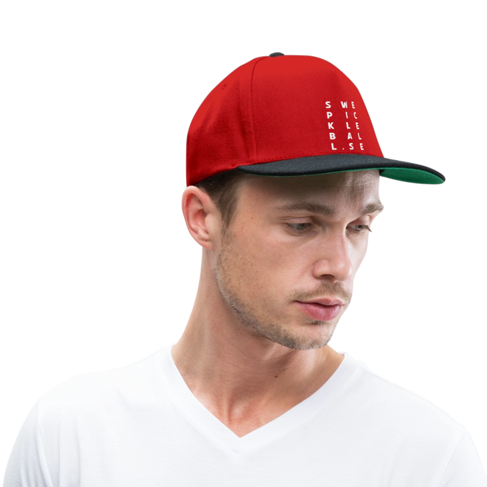 Snapbackkeps - röd/svart